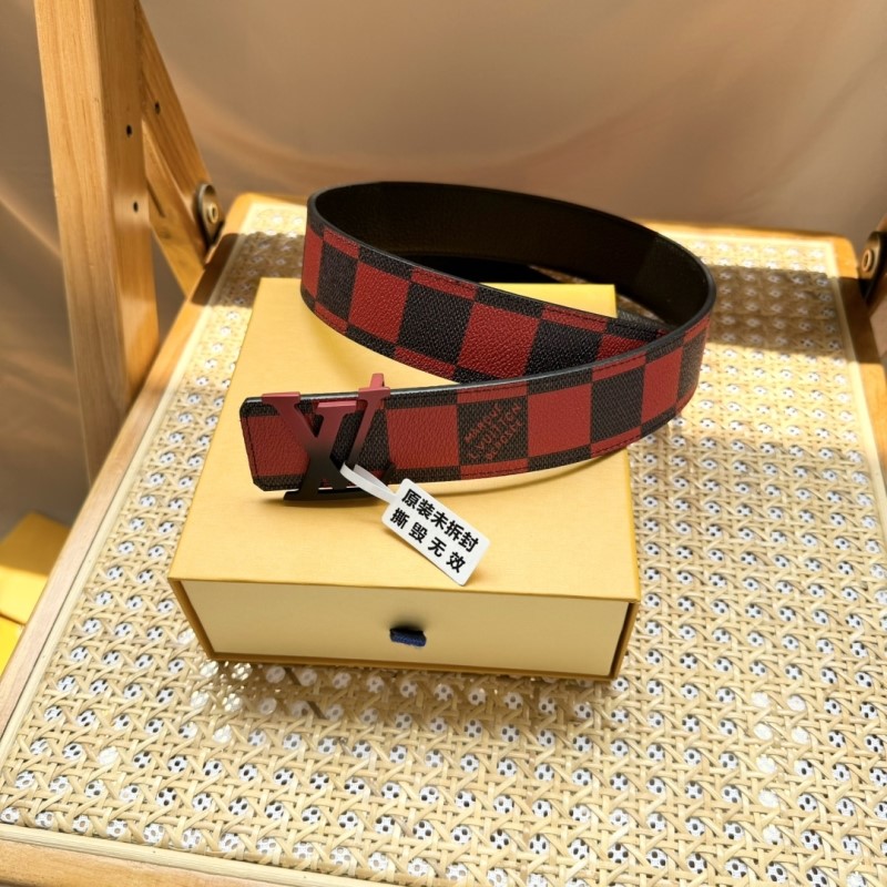 l0vis Vvtt0n belts